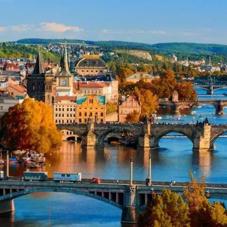 Studio With Balcony & Parking Near Centre Appartement Prague